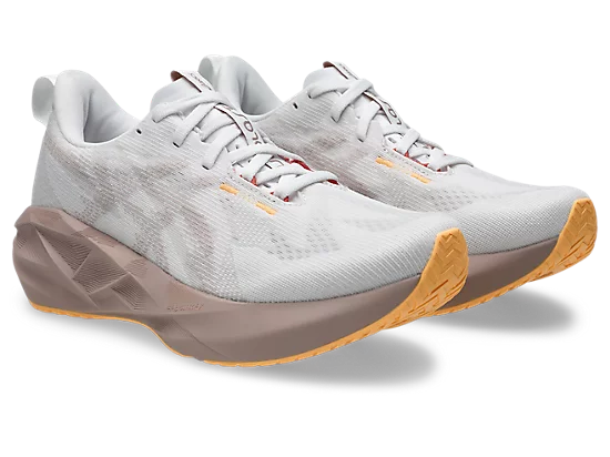 Asics Novablast 5 - Femme