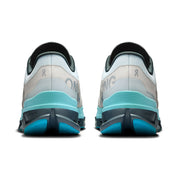 On Cloudflow 5 - Femme