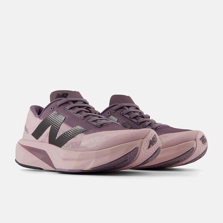 New Balance FuelCell Rebel v4 - Femme